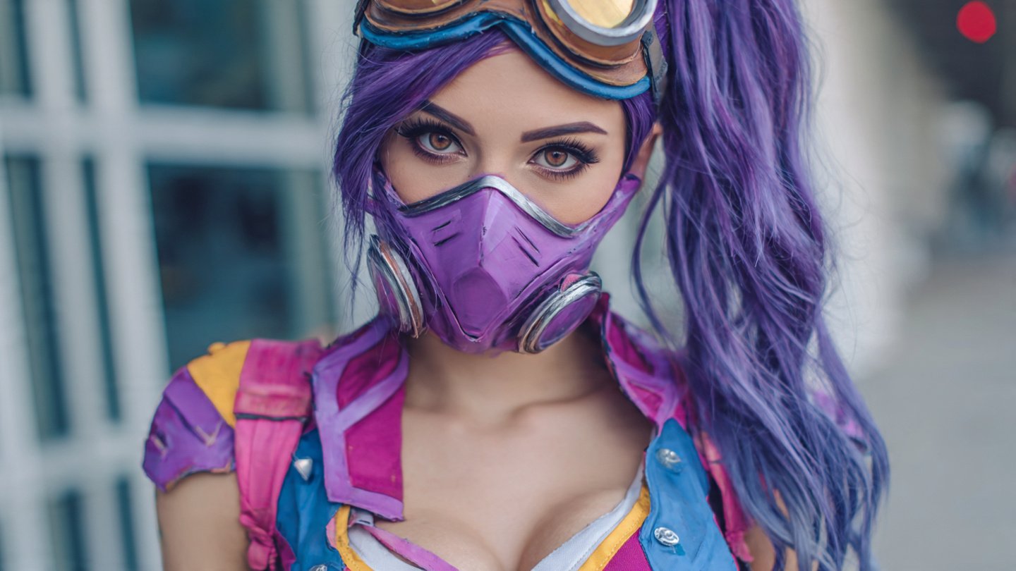 purple cosplay