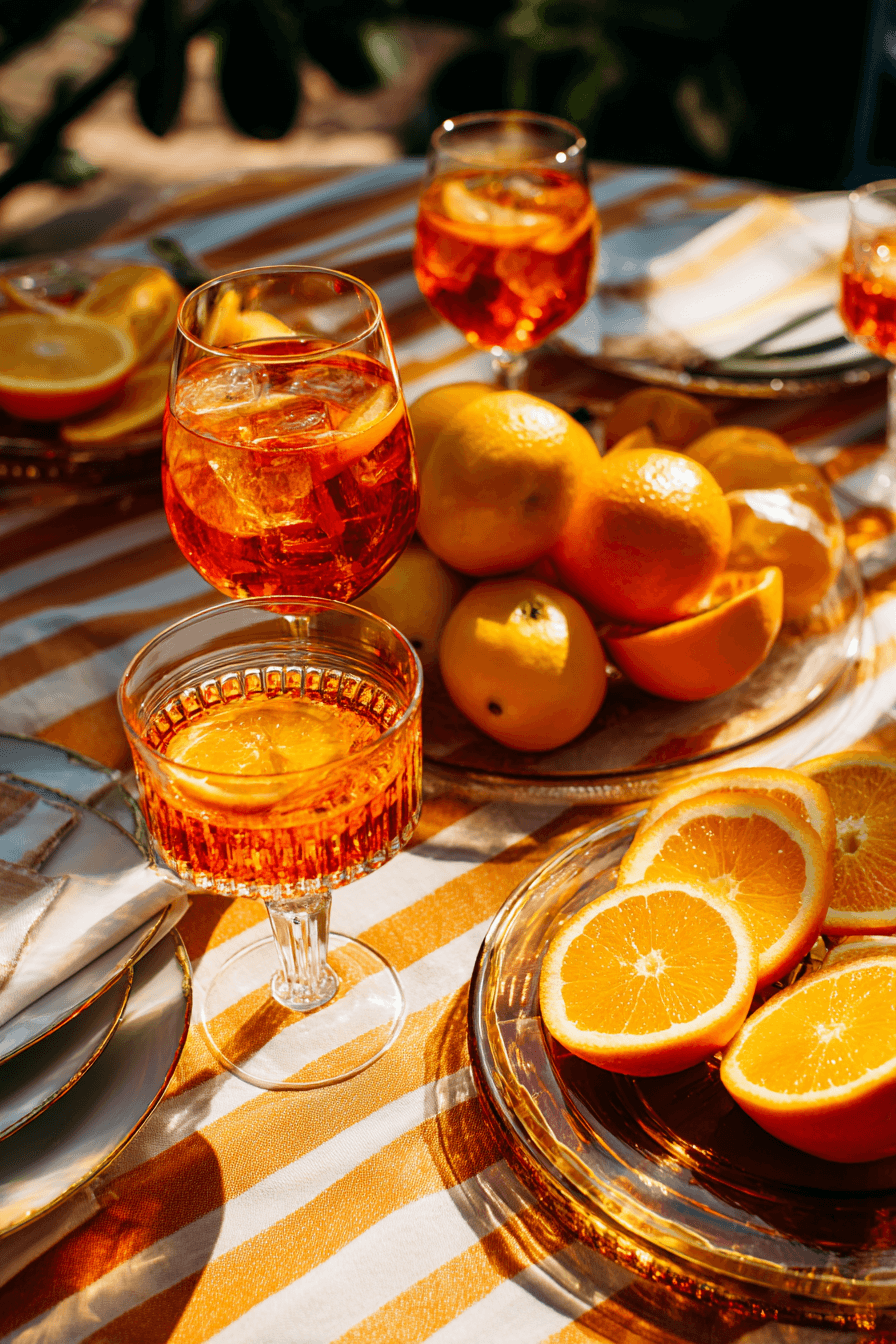 15 colorful aperol party table