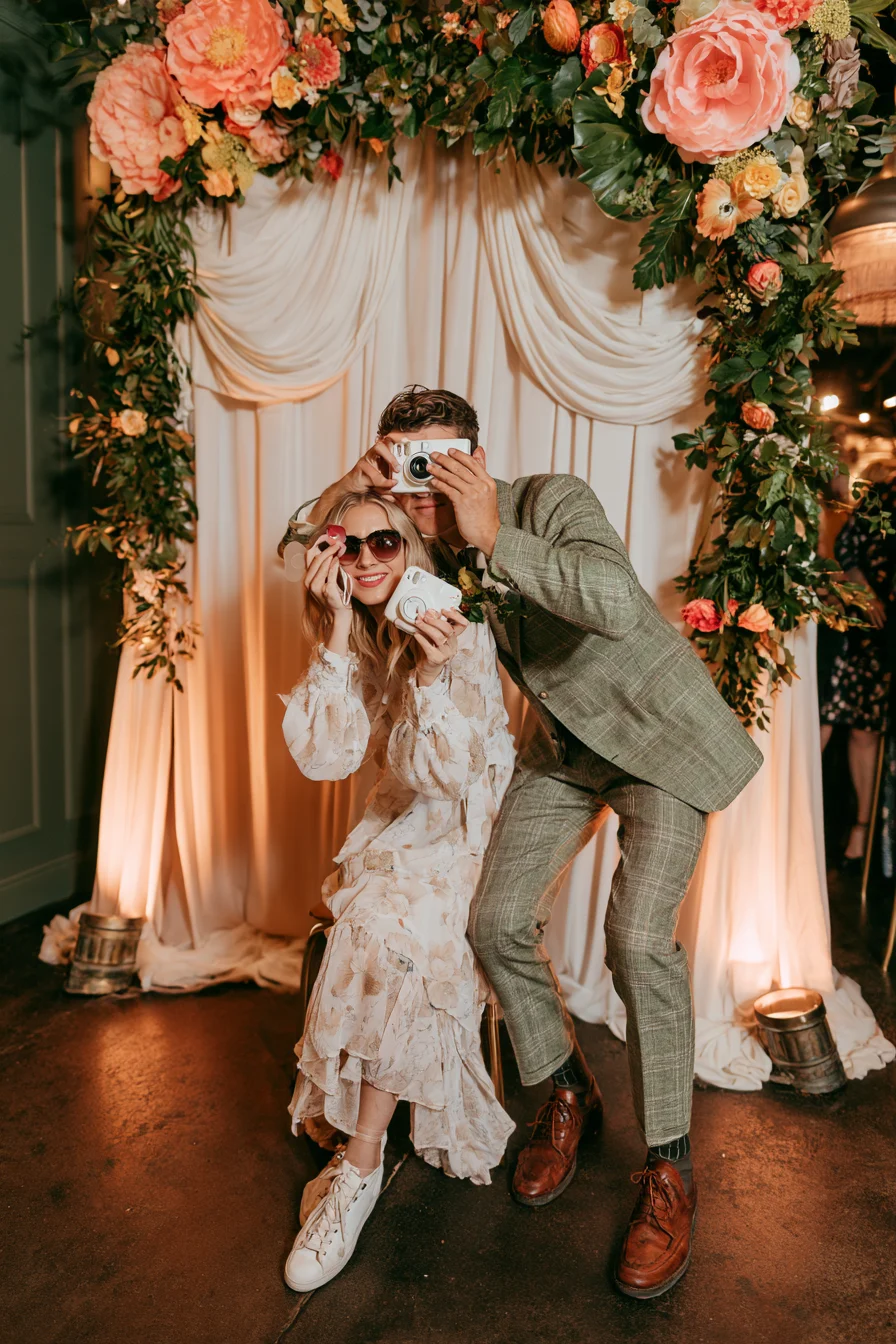 27 Creative Wedding Reception Ideas 9 playful wedding photo booth decoration ideas 1