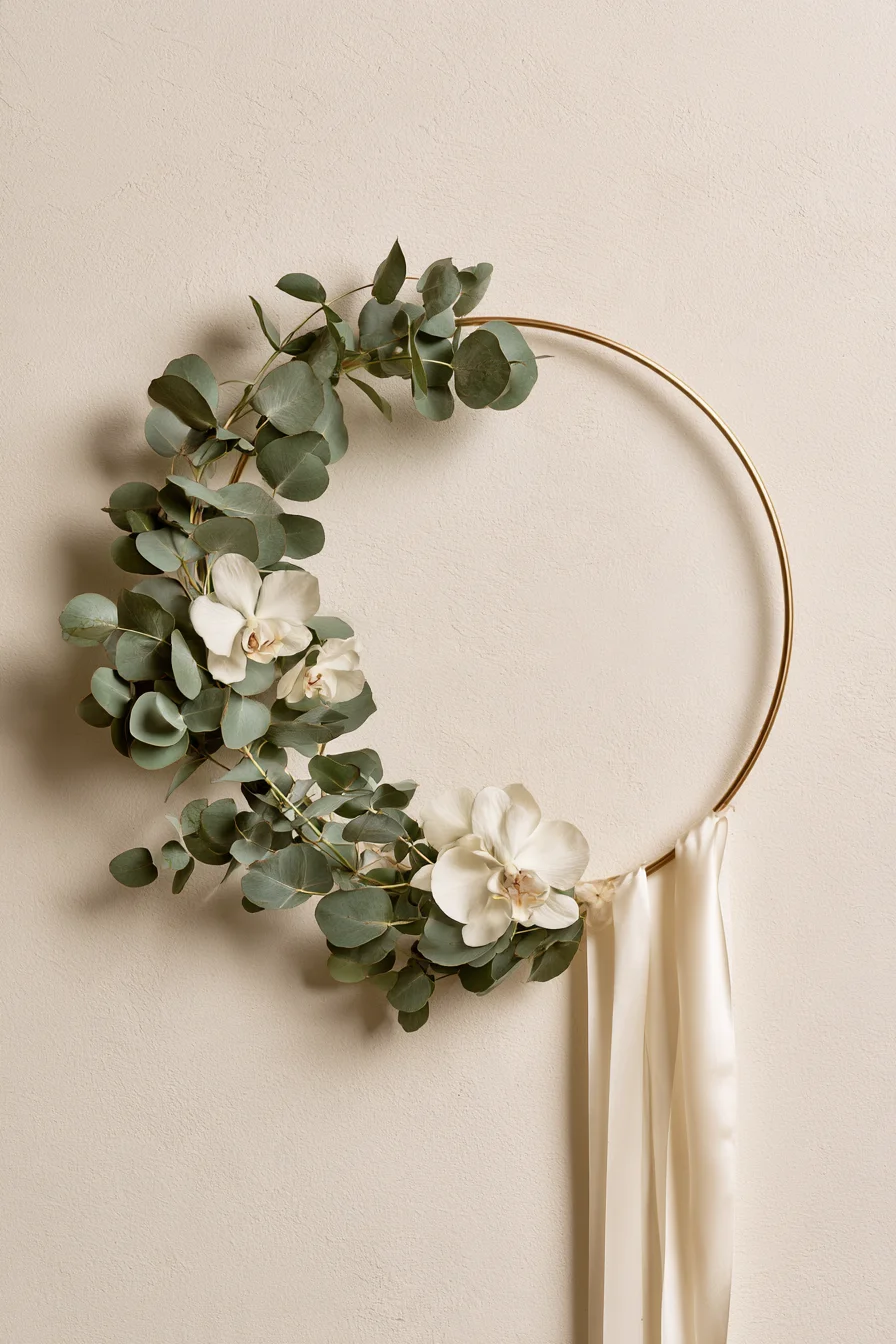 27 Beautiful Wedding Wreath Ideas for a Romantic Celebration 13 chic minimalist wedding decorations 1